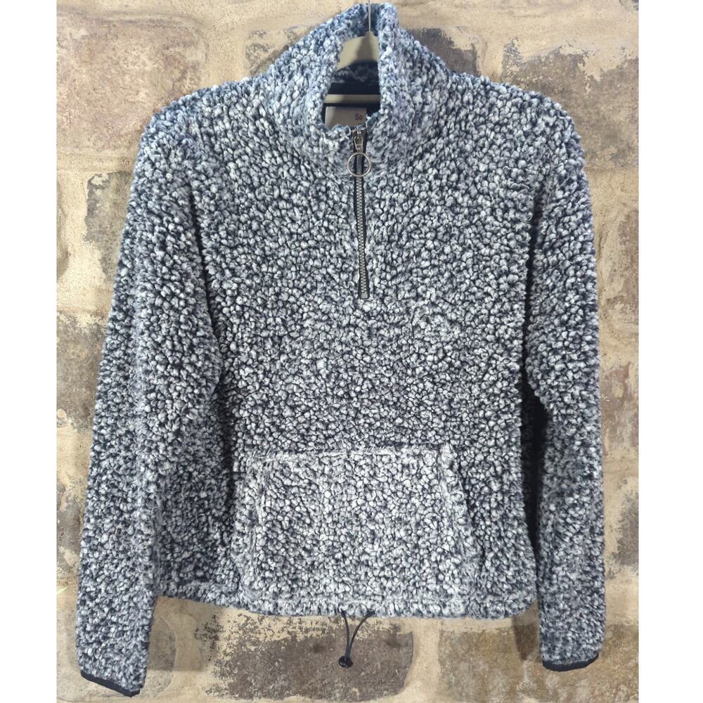 SO Top‎ Woman's Large Gray Cozy Softest Sherpa 1/4 Zip Warm Outdoors Gorpcore